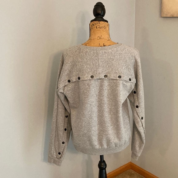 Rebecca Minkoff Tops - Rebecca Minkoff Gray Sweatshirt Women Size L with Arm & Back Snaps